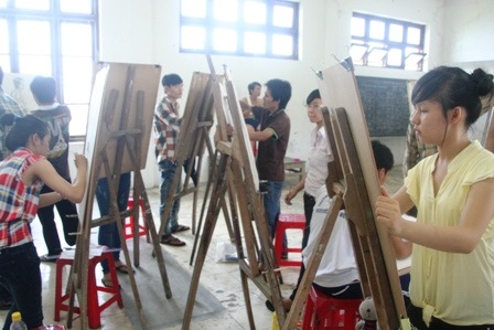 TT-Huế: Suýt bỏ thi vì tai nạn giao thông - 1