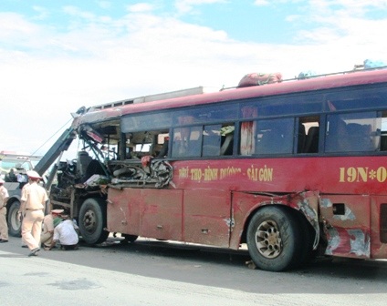 Những ngã rẽ bi thương của số phận  - 1