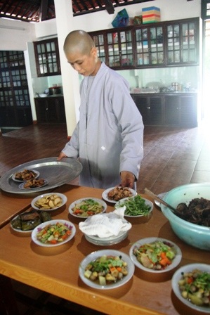 Lên chùa sư nữ đón Vu Lan cùng ni cô - 10