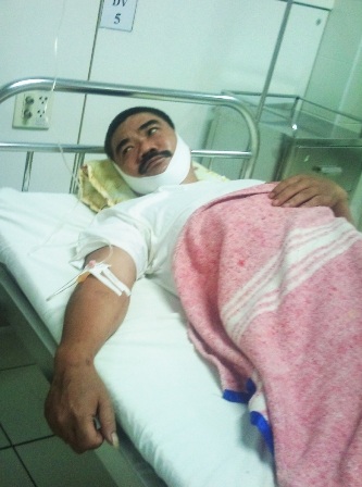 Hai cậu cháu bị chém dã man ngay trước nhà - 1