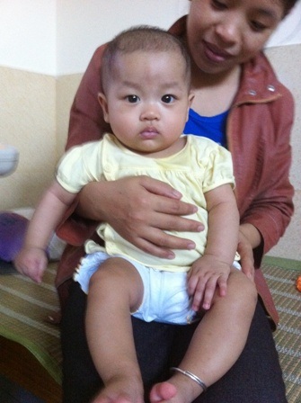 Cháu bé 3 ngày tuổi có nhịp tim chậm đã lớn nhanh, sức khỏe tốt - 1