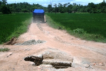 Những biến tướng tinh vi của nạn “cát tặc” - 1