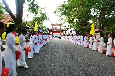 Thủ tướng dự lễ khai giảng tại Trường THPT chuyên Quốc học Huế  - 4