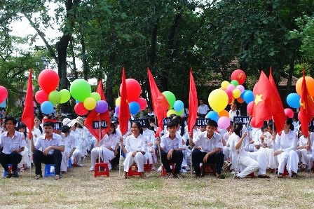 Thủ tướng dự lễ khai giảng tại Trường THPT chuyên Quốc học Huế  - 6