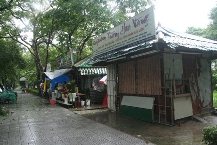 Miền Trung hối hả chạy bão - 38