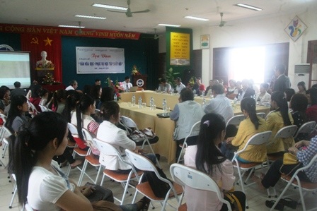 Văn hóa đọc bị “lấn át” bởi văn hóa nghe, nhìn  - 3