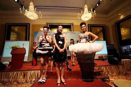 Ra mắt Hội may mặc cố đô Huế - 3 Ra mắt Hội may mặc cố đô Huế - 3