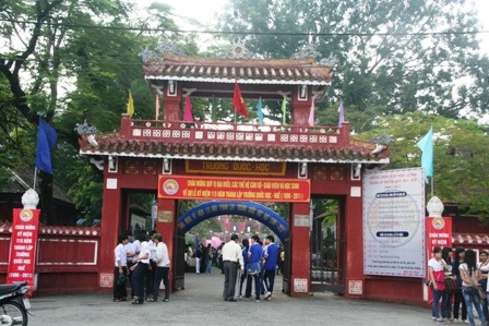 Sôi động lễ kỷ niệm 115 năm thành lập trường Quốc Học Huế - 2