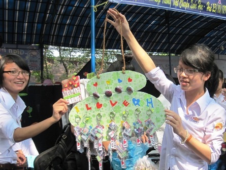 Sôi động lễ kỷ niệm 115 năm thành lập trường Quốc Học Huế - 11