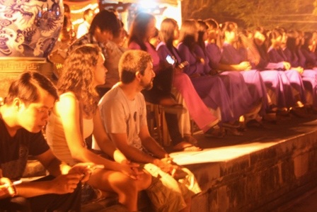 Cố đô Huế Huế ủng hộ vịnh Hạ Long - 11