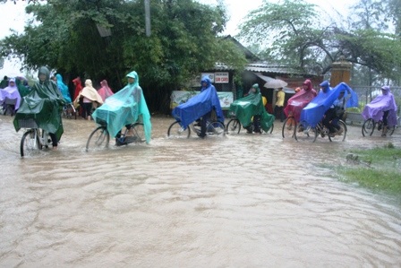 Thừa Thiên - Huế hoãn kỳ thi HS giỏi cấp tỉnh do lũ - 1