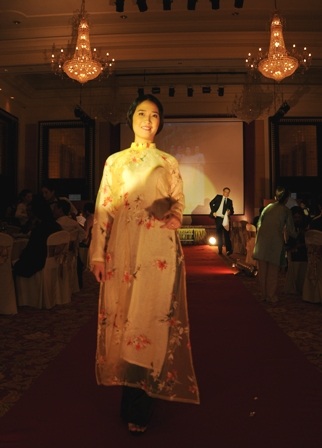 Dìu dặt đêm thời trang hoài niệm Đông Dương - 7