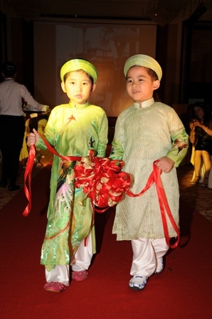 Dìu dặt đêm thời trang hoài niệm Đông Dương - 12