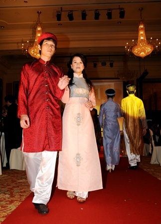 Dìu dặt đêm thời trang hoài niệm Đông Dương - 18