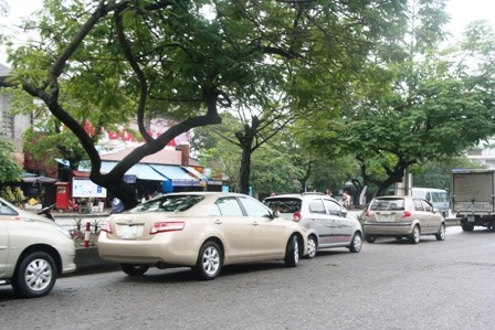 Lũ chia cắt toàn bộ thành phố Huế - 25