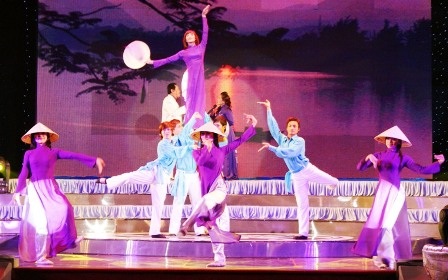 Ấn tượng đêm nhạc “Tình Huế” chào mừng năm du lịch quốc gia  - 1