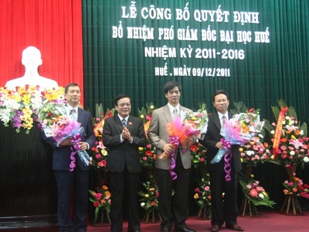ĐH Huế bổ nhiệm 2 phó giám đốc mới - 1