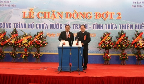 Chặn dòng chính thức hồ chứa nước lớn thứ 2 Bắc Trung Bộ - 1