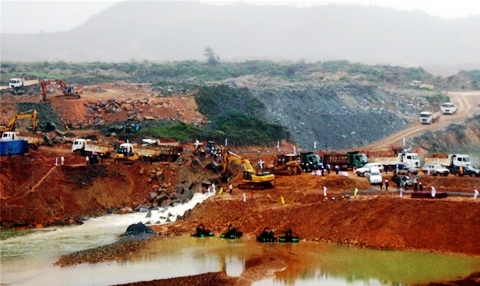 Chặn dòng chính thức hồ chứa nước lớn thứ 2 Bắc Trung Bộ - 2