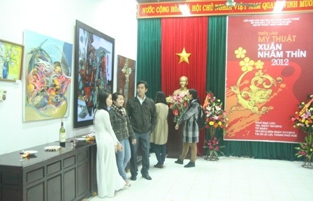 Rồng năm Nhâm Thìn trong tranh họa sĩ Huế - 1