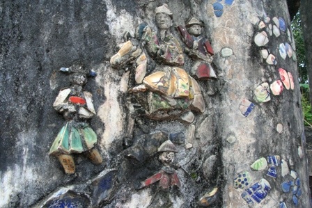 Dạo quanh những bức bình phong rồng độc đáo xứ Huế  - 6