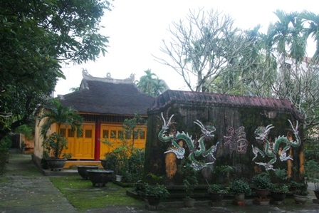 Dạo quanh những bức bình phong rồng độc đáo xứ Huế  - 14