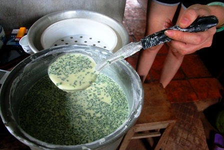 Hấp dẫn món bánh xèo miền Nam ăn lấy hên đầu năm - 1