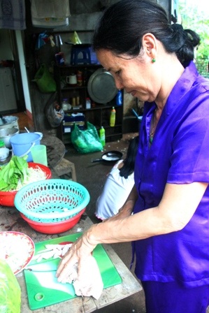 Hấp dẫn món bánh xèo miền Nam ăn lấy hên đầu năm - 2