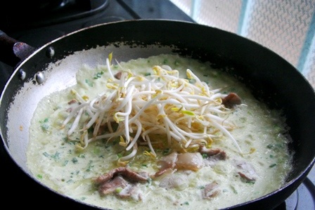 Hấp dẫn món bánh xèo miền Nam ăn lấy hên đầu năm - 8