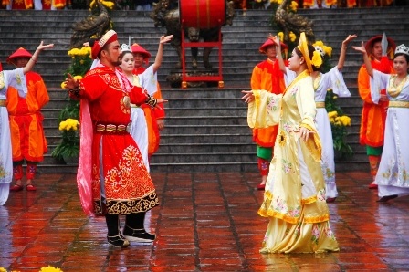 Nô nức trẩy hội Huyền Trân công chúa - 1