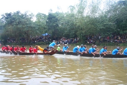 Hơn 10.000 người về dự hội đua trải truyền thống Hương Thủy - 20