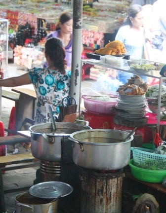 Các chợ ở Huế đề phòng cao độ sau vụ cháy chợ Quảng Ngãi - 19