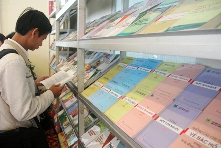 Trang bị 1,5 triệu bản sách để nâng cao năng lực cán bộ