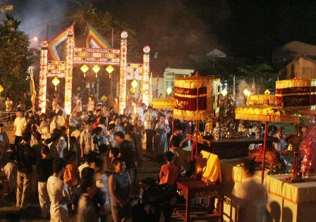 Linh thiêng lễ tế đàn Xã Tắc - 13 Linh thiêng lễ tế đàn Xã Tắc