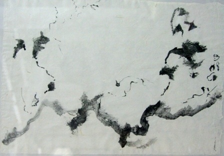 Chùm tranh lạ trên giấy dó