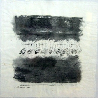 Chùm tranh lạ trên giấy dó