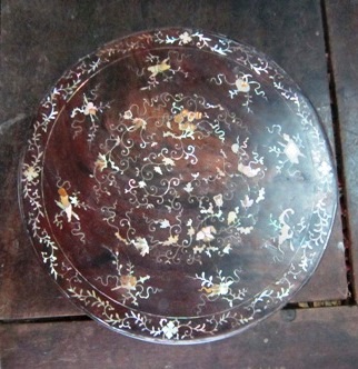 Nhà sưu tầm từng bỏ học để... “săn” đồ cổ