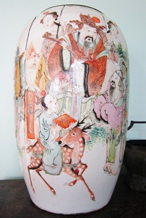 Nhà sưu tầm từng bỏ học để... “săn” đồ cổ