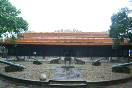 Mở cửa lại bảo tàng cổ vật cung đình Huế sau 3 năm trùng tu