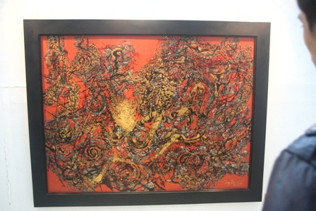 Xem bộ tranh mới của “bậc thầy” tranh sơn mài trừu tượng Huế 