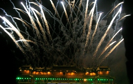 Xem pháo hoa của nghệ nhân Pierre Alain Hubert