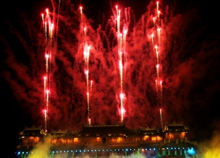 Xem pháo hoa của nghệ nhân Pierre Alain Hubert