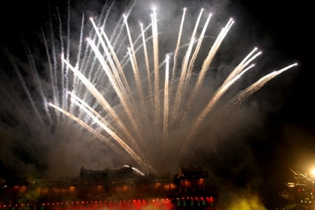 Xem pháo hoa của nghệ nhân Pierre Alain Hubert