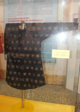 Chiêm ngưỡng 12 bộ trang phục cung đình Nguyễn quý hiếm