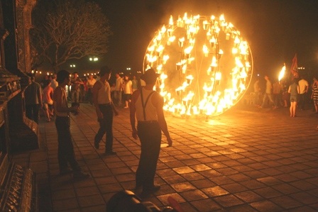 Kinh thành Huế “bùng cháy” rực rỡ bởi lửa nghệ thuật