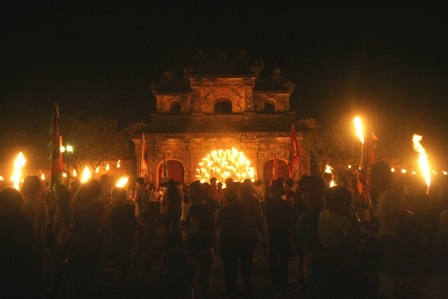 Kinh thành Huế “bùng cháy” rực rỡ bởi lửa nghệ thuật