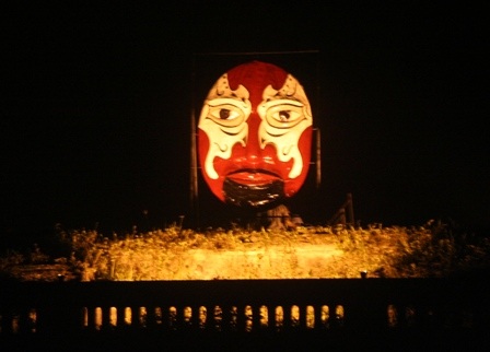 Ấn tượng với mặt nạ tuồng Huế