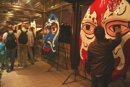 Ấn tượng với mặt nạ tuồng Huế