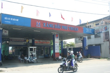 Hàng loạt cây xăng nghỉ bán vì chê chiết khấu thấp