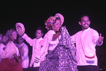 Vũ điệu váy xòe vui nhộn Panama